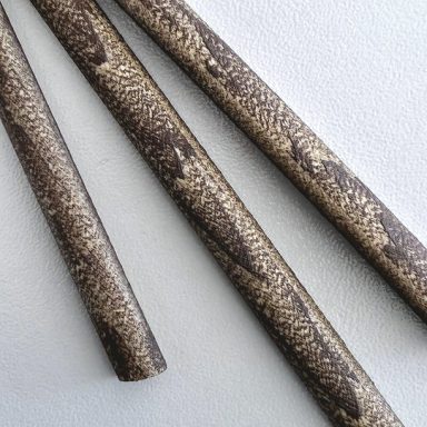 18. Dekoratives Rattan-Muster in Eichenholz-Farbtönen Dekoratives Rattan-Muster in Eichenholz-Farbtönen