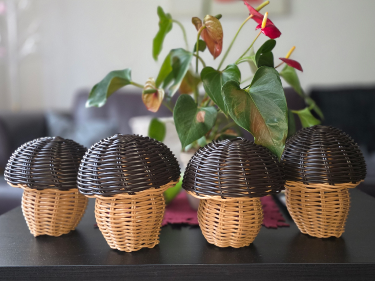 Handgefertigte Dekoartikel aus Rattan Dekoartikel aus Rattan